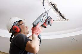 Comment reparer un plafond fissure ?